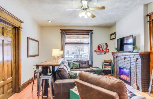 Tiffin House | Historic Tiffin Home about Half Mi to University!
