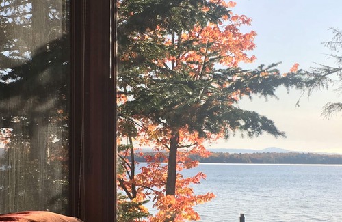 Beaulac-Garthby Cottage | Historic Timber Frame Chalet, Spa with Cinema at Camp Comfort