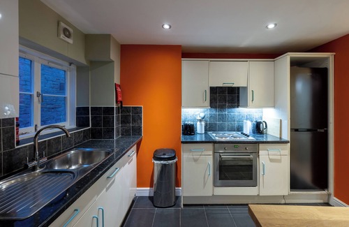Shrewsbury House | Historic townhouse with secure parking