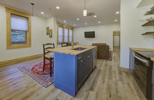 Vicksburg Apartment | Historic Upscale Loft in Downtown Vicksburg!