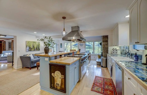 Marine on St. Croix House | Historic 3-bedroom/3 bath house on the St. Croix River
