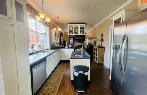 Ducktown House | Historic Victorian Home Downtown