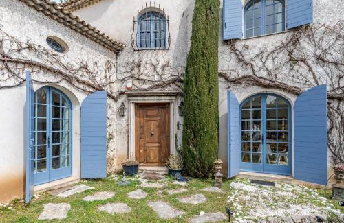 Grasse Villa | Historic Villa 9 people Private Pool near Cannes