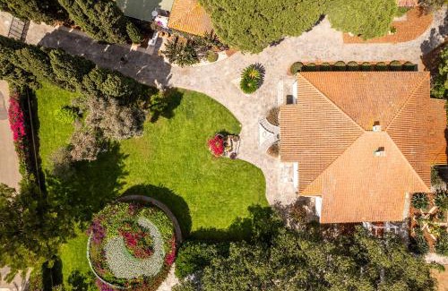 Orti Su Loi Villa | Historic Villa Giardini, Pool and Private Park