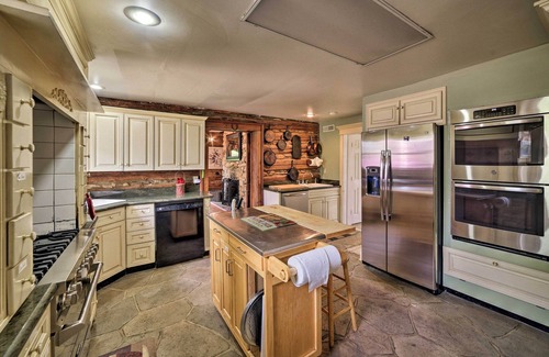 Linden Villa | Historic Virginia Wine Country Villa w/Pool, Yard