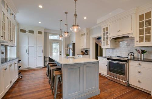 Boonsboro House | Historic Waterfront Retreat with Grill in Hagerstown