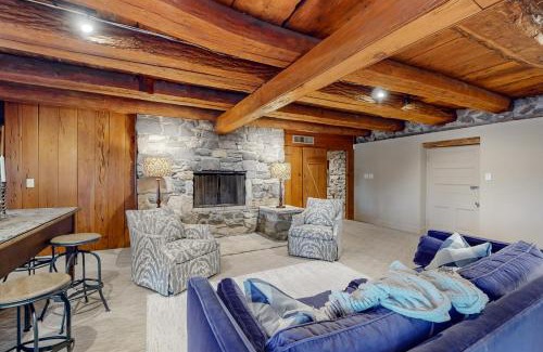 Mays Chapel House | Historic White Manor