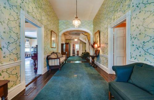 Pinckneyville House | Historic Woodville Estate with Pool Pets Welcome!