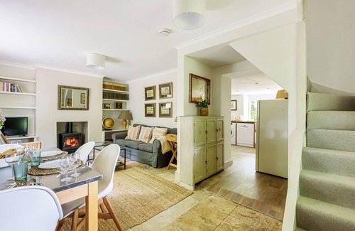 Laverton Cottage | Historical cottage on private estate in the Cotswolds