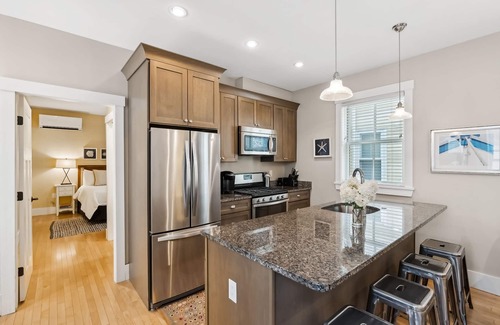 West End Condo | Historical & dog-friendly West End condo with parking - walk to all of Portland