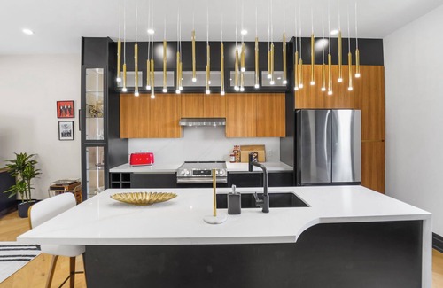 Salem Apartment | Historical Dreamy Loft Retreat in the Heart of Elora- Minutes from Downtown