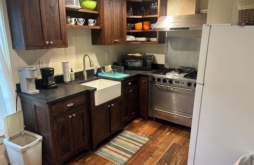 Westminster House | Historical Farm Cottage Retreat near Clemson