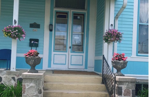 Wauwatosa House | Historical Governor Mansion