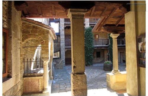 Fontanella Apartment | Historical House Medieval Abbey - Al Chiostro