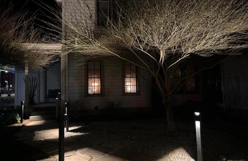 Roseburg House | HISTORICAL JOHN RAST HOUSE circa 1875
