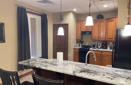 Cape Girardeau Apartment | Historical 'Kage House' Short Term Rental located in "Old Town Cape"
