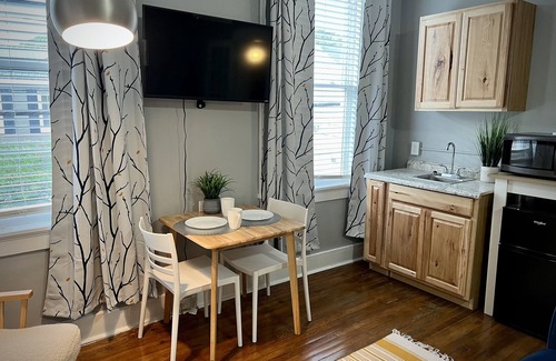Cumberland Apartment | Historical loft, 2 Blocks from Trail & Downtown