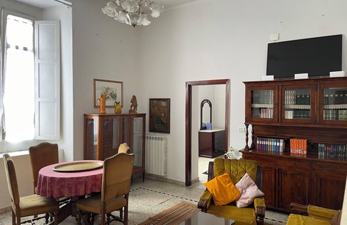 Rione Sanita Apartment | Historical Maison des Artistes in Aristocratic XVI Century Palace