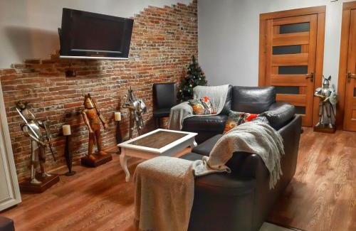 Kamenets-Podol'skiy Apartment | HISTORICAL OLD CITY Apartament, Старе місто , 2 спальні, балкон-тераса, 85 кв м