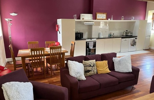 Dromahair Apartment | Historical Renovated Old Mill Apartment in the West Coast of Ireland