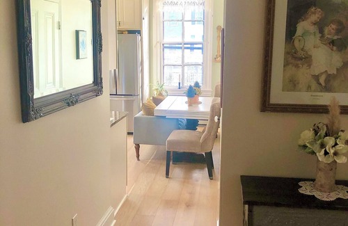 Cape May Apartment | Historical Victorian 2 bedroom Flat 1 block from Beach JUST RENOVATED!