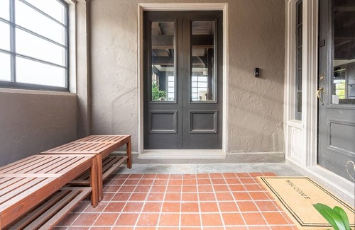West Queen Anne House | Historical Villa Queen Anne 5br PanoramicWaterView