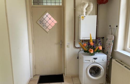 Dedemsvaart Apartment | Historische gelegen appartement more Days