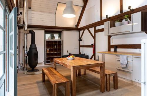 Ehingen House | Historische Unterkunft für 12 Personen
