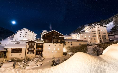 Spluegen Apartment | Historisches Teiler-Haus