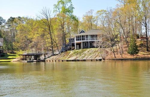 Dadeville House | History Room in Paradise Bed and Breakfast on Lake Martin