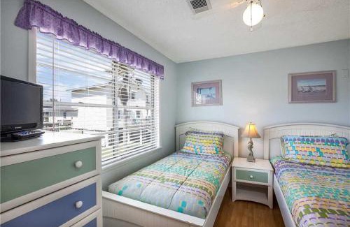 Spanish Grant House | Hit the Beach