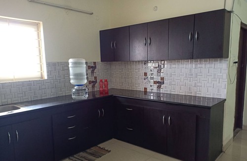 HITEC City House | Hitech Shilparamam Guest House