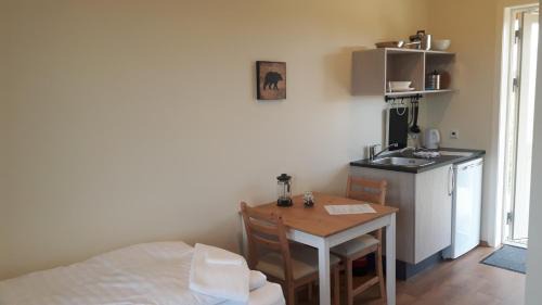 Eidar Bed & Breakfast | Hjartarstaðir Guesthouse