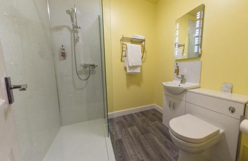 Lowestoft Apartment | HK Rooms - Self Catering Rooms