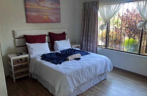 Margate Cabin | Hlalanathi Lodges - 25 North Drive Margate