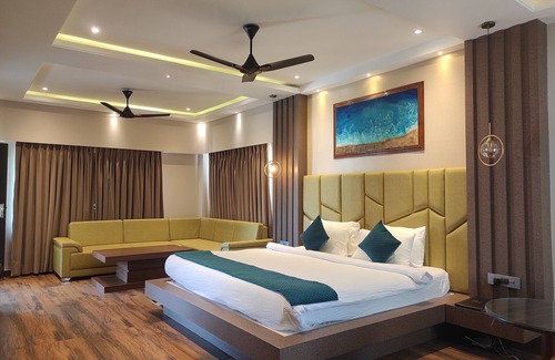 Dibrugarh Hotel | HM Resort