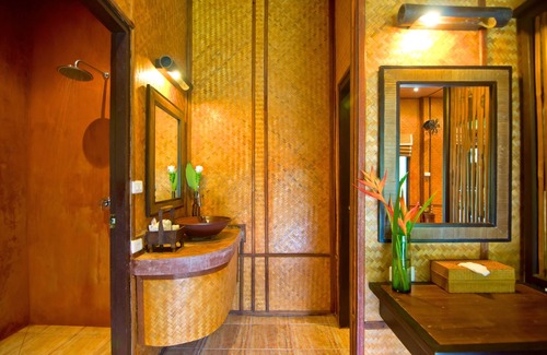 Mae Rim Hotel | Hmong Hilltribe Lodge