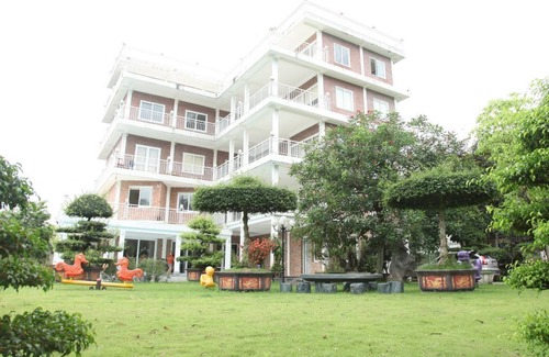 Luong Son House | Ho Dong Kuti Villa - Ho Binh