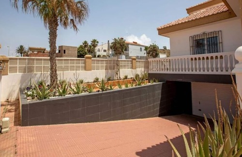 Los Banos de Guardias Viejas House | Holiday Home Villa Castillo With Sea View, Pool, Terraces & Wi-Fi