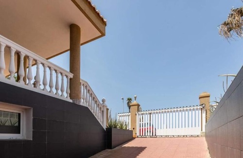 Los Banos de Guardias Viejas House | Holiday Home Villa Castillo With Sea View, Pool, Terraces & Wi-Fi