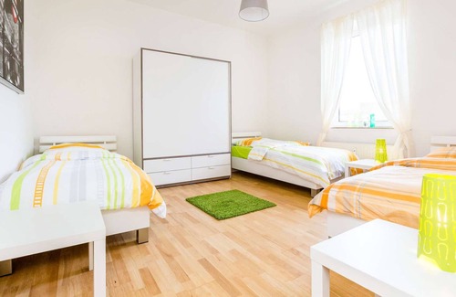Eicken Apartment | HÖ01 large apartment with dryer and washing machine