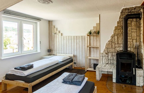 Gottmadingen Apartment | HÖ01 large apartment with dryer and washing machine