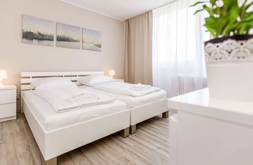 Hackenbroich Apartment | HÖ01 large apartment with dryer and washing machine