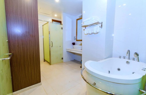 Hoa Binh Hotel | Hoa Dao Hotel