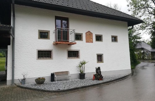 Muhldorf Apartment | Hoamatleuchten