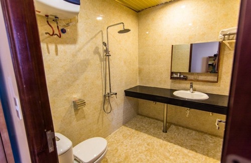 Thai Nguyen Hotel | Hoang Mam Minh Cau Hotel