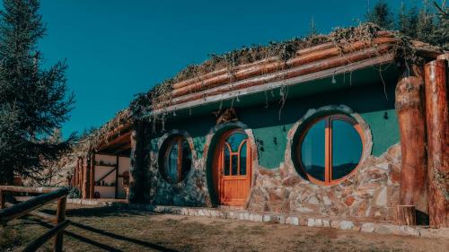 Arieseni House | Hobbit House - Arieseni
