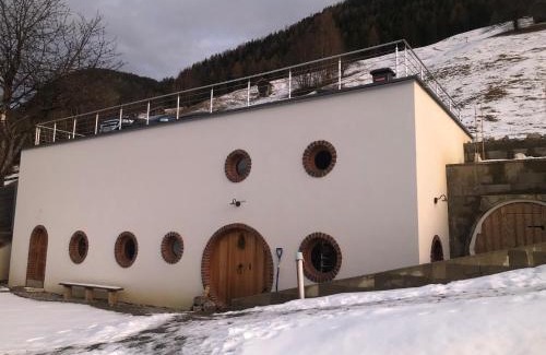 Imsterberg Apartment | Hobbithöhle