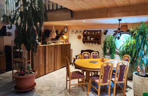 Imsterberg Apartment | Hobbithöhle
