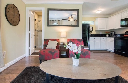 Southeast Houston Apartment | Hobby Apartment, 1 Mile to Hobby Airport